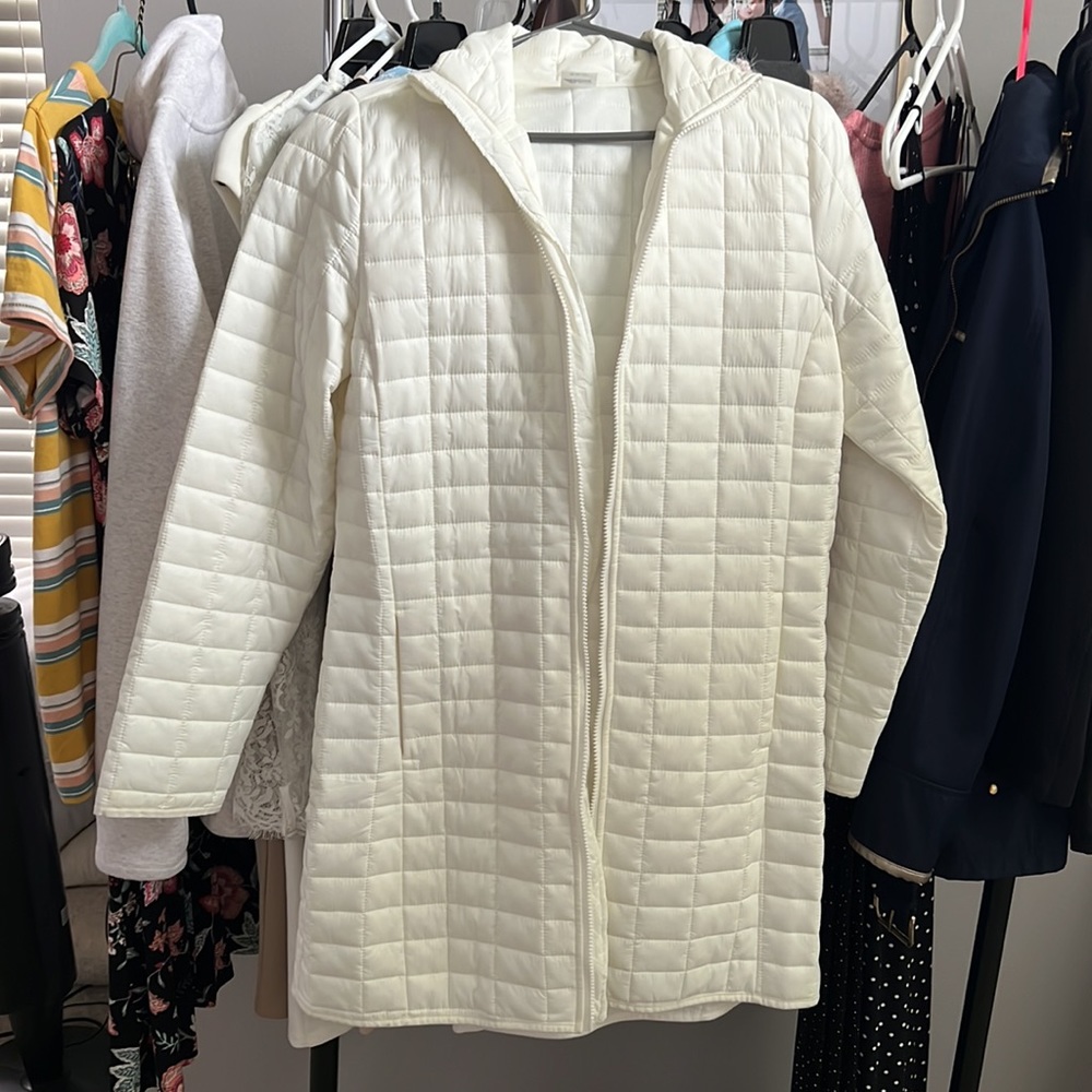 Avia white puffer long coat ✨💕 size M (8-10) super cute worn a few times!